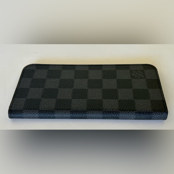 Louis Vuitton Damier Graphite Canvas iPhone Wallet Folio Case - Picture 9 of 10